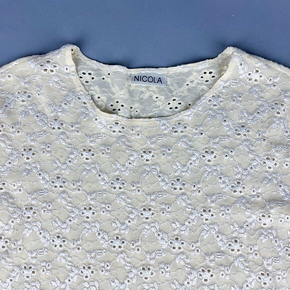 Lace Crop Top | Vintage Butter Yellow Floral Eyelet Lace Short Sleeve Shirt - Picture 3 of 7